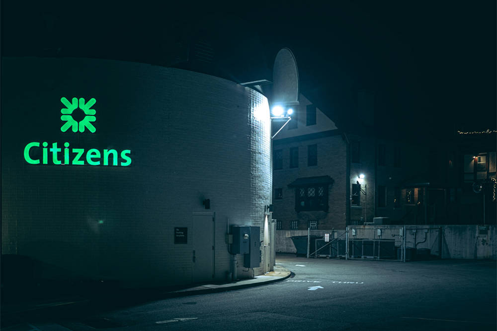 is citizens bank open today