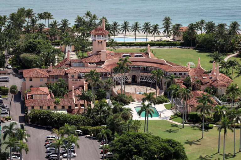 is mar a lago open to the public