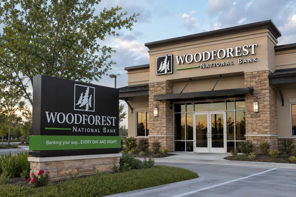 is woodforest bank open today